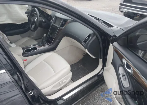 2019 Infiniti Q50 3.0T Luxe z USA, uszkodzony, nr VIN JN1EV7AP3KM513320